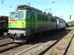 br-142holzroller Nachdem die beiden WAB-Loks 60 und 50 am 04.Juni 2010 in Bergen/R�gen ein paar Kreidewagen abgestellt hatten,ging es wieder zur�ck nach Klementelvitz. 