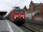 114 034-2 mit der RE4 Ersatzgarnitur nach J�terbog im Bahnhof ...