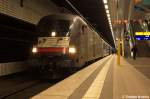 BR 182 ES 64 U2 - 014 (182 514-0) MRCE Dispolok GmbH f�r DB Fernverkehr AG mit dem EC 249 von Hamburg Hbf nach Krakow Glowny im Berliner Hbf (tief). 03.01.2012