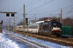 BR 182 ES 64 U2 - 074 (182 574-4) MRCE Dispolok GmbH f�r DB Fernverkehr AG mit dem EC 249 von Hamburg Hbf nach Krakow Glowny in Rathenow. 30.01.2012