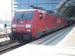 BR 189 D 441 Berlin Zoo-Kiew mit Kurswagen nach Minsk,St.Petersburg und Moskau am 12.April 2009 mit 189 062 auf Gleis 11 im Berliner Hbf.