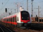 dampfloksdiesellokse-lokstriebwagen NSB 74110 als �berf�hrung nach Norwegen im Bahnhof Rostock-Seehafen.25.01.2012