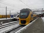 dampfloksdiesellokse-lokstriebwagen Mal was anderes als die deutschen Triebwagen gesehen am 13.02.10 in Venlo.