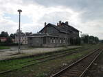 a-z/746393/so-sieht-das-bahnhofsgebaeude-von-schleusingen So sieht das Bahnhofsgebäude von Schleusingen aus.Aufgenommen am 31.August 2021.