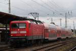 stendal/156685/112-165-8-mit-rb-17608-von 112 165-8 mit RB 17608 von Halle(Saale)Hbf nach Uelzen bei der Einfahrt im Bahnhof Stendal.27.08.2011
