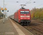 101 085-9 mit IC2238/2239 Dresden-Warnemnde-Dresden bei der Durchfahrt im Bahnhof Rostock-Bramow.30.10.2011