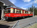 thueringen-10/700646/479-205-und-479-201-am 479 205 und 479 201 am Bahnsteig von der Bergstation in Lichtenhain am 27.Mai 2020.