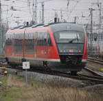 BR 642/689081/642-184-als-rb-12-von 642 184 als RB 12 von Rostock Hbf nach Graal-Müritz bei der Ausfaht im Rostocker Hbf.14.02.2020