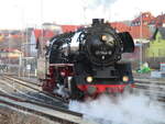 BR 41/805256/mit-schweizer-eisenbahnfreunden-kam-die-41 Mit Schweizer Eisenbahnfreunden kam die 41 1144,am 28.Februar 2023,in Meiningen an.