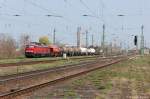 233 511-5 DB Schenker Rail Deutschland AG mit einem kurzem Güterzug in Magdeburg-Neustadt und fuhr weiter in Richtung Hauptbahnhof. 24.04.2015
