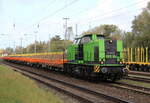 203 109-4 mit Güterzug von Rostock-Bramow nach Rostock-Seehafen bei der Ausfahrt in Rostock-Bramow.15.10.2021