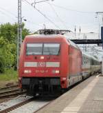 101 142-8 mit IC 2238 von Leipzig Hbf nach Warnemnde bei der Durchfahrt um 12:05 Uhr in Rostock-Bramow.11.05.2014