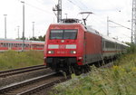 101 145 mit IC 2212(Koblenz-Binz)bei der Einfahrt im Rostocker Hbf.05.08.2016