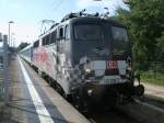 Dank einer bekannten Webseite und guten Freunden konnte ich,am 17.August 2013,die 115 509-2 mit dem EC 379 nach Brno in Binz fotografieren.