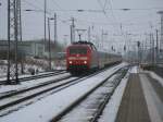 Gleich mit zwei 120er bespannt ist der nur Sonnabend`s fahrende IC 2357 Leipzig-Binz.Hier ist die Zuglok im Abschnitt Stralsund-Binz 120 151-6 die,am 16.Februar 2013,Bergen/Rgen erreichte.