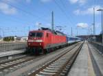 Zuglok am 20.April 2013 vor dem EC 379 Binz-Brno bis Stralsund war 120 127-6.