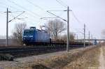 145 030-7 PRESS (145 085-7) mit leeren Holzzug zwischen Growudicke und Rathenow in Richtung Rathenow unterwegs. 21.03.2011