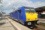 Skandal in Neustrelitz !!! die nackte 146 522-8 mit InterConnex 68904 von Warnemnde nach Leipzig Hbf kurz nach der Ankunft im Bahnhof Neustrelitz.(17.06.2011)