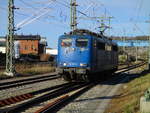 Der erste Teil Kreidewagen wurde,am 17.April 2020,in Bergen/Rgen abgestellt,danach ging es fr die 151 131 zum Ausfahrsignal.