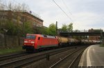 152 081 mit Kesselwagenzug am 29.04.2016 in Hamburg-Harburg auf dem Weg nach Süden
