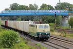 BR 181/820184/181-213-0-sel-mit-einen-containerzug 181 213-0 (SEL) mit einen Containerzug am Haken, durchfährt am 24.07.2023 den Tostedter Bahnhof.