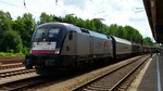 BR 182/507585/es-64-u2-029-mit-dem-italien-zug ES 64 U2-029 mit dem Italien-Zug von Treviso nach Rostock-Seehafen bei der Durchfahrt in Bad Kleinen am 09.07.2016