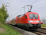 BR 182/698010/182-016-6-mit-re4307hamburg-rostockbei-der-einfahrt 182 016-6 mit RE4307(Hamburg-Rostock)bei der Einfahrt im Rostocker Hbf.09.05.2020