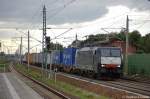 ES 64 F4 - 212 (189 212-4) MRCE im Dienst fr ITL mit Containerzug in Rathenow Richtung Wustermark unterwegs.
