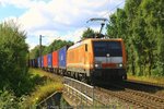 BR 189/520697/locon-189-821-mit-containerzug-am Locon 189 821 mit Containerzug am 06.09.2016 in Hamburg-Moorburg