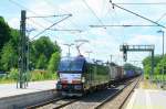 MRCE / DBSR 193 602 mit Chemiencontainer,- und Kesselwagenzug am 27.06.2015 in Buxtehude
