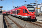 BR 429/487753/429-527-5-als-re9-re-13011von 429 527-5 als RE9 (RE 13011)von Rostock Hbf nach Sassnitz bei der Ausfahrt im Rostocker Hbf.