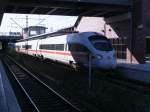 ICE 411 074/574 erreichte,am 01.Oktober 2011,aus Innsbruck kommend den Zielbahnhof Berlin Gesundbrunnen.