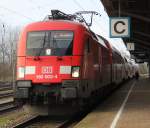Glck hatte ich am 19.12.2011 da der Hanse-Express +5 Minuten Versptung hatte konnte ich 182 003-4 in aller Ruhe im Bahnhof Bad Kleinen fotografieren.