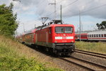 112 103 mit RE 4310(Rostock-Hamburg)bei der Ausfahrt im Rostocker Hbf.05.08.2016