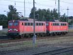 eisenbahngesellschaft-potsdamegp/284355/140-824-4-und-140-853-3-von 140 824-4 und 140 853-3 von der EGP Potsdam warteten,am 05.August 2013,in Bergen/Rgen auf Ausfahrt.