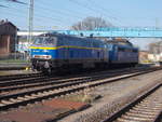 eisenbahngesellschaft-potsdamegp/609469/die-egp-225-030-schleppte-die Die EGP 225 030 schleppte die 151 007,am 20.April 2018,über den Bahnhof in Bergen/Rügen.