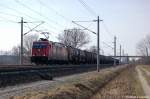 185 588-1 (HGK 2056) mit Kesselzug zwischen Growudicke und Rathenow in Richtung Rathenow unterwegs. 21.03.2011
