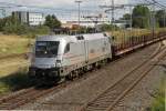 Raildox GmbH u Co.KG/152698/es-64-u2-102-mit-dgs-20140 ES 64 U2-102 mit DGS 20140 von Stendal-Niedergrne nach Rostock-Bramow bei der Einfahrt im Bahnhof Rostock-Bramow.(31.07.2011)