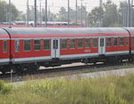 DB-Wagen/509788/halberstdter-mitteleinstiegswagen-byuuz-stand-am-29072016 Halberstdter Mitteleinstiegswagen Byuuz stand am 29.07.2016 abgestellt im BW Rostock Hbf.