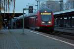 Auf Gleis 1 des Brandenburger Hauptbahnhof angekommen die RE1 (RE 38080) aus Frankfurt Oder. Geschoben hat die 114 026-8 und der Zug hatte eine Versptung von 10 min gehabt. 01.11.2010