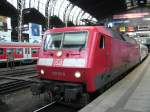 Hamburg 05.06.2010 120 113 wurde am 05.Juni 2010 im Hamburger Hbf von 218 321 abgel�st die den Zug weiter nach Puttgarden brachte
