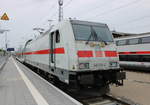 Bombardier/699535/146-576-4-stand-am-mittag-des 146 576-4 stand am Mittag des 22.05.2020 mit IC 2239 von Warnemünde nach Leipzig im Bahnhof Warnemünde.