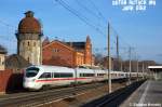 ice So das 411er-Dotra ist mein letztes Bild f�r 2011. Vorne die 411 558-0 'Falkenberg/Elster' als ICE 1548 von Berlin Ostbahnhof nach K�ln/Bonn Flughafen und dann die 411 504-4 'Erfurt' als ICE 1538 von Berlin Ostbahnhof nach K�ln Hbf in Rathenow. Guten rutsch ins Jahr 2012!