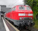 lubeck 218 307-7 mit IC2327 von Puttgarden Richtung Passau Hbf.kurz vor der Ausfahrt im L�becker Hbf(19.06.10) 