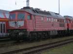 Mukran Von 232 679 hei�t es langsam Abschied zunehmen,denn die Lok wird demn�chst Mukran endg�ltig f�r immer verlassen.Am 03.Dezember 2011 stand die Lok noch in Mukran.