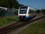 OLA Auf der Fahrt von Lauterbach Mole nach Bergen/R�gen fuhr am 13.Juni 2009  der OLA-Triebwagen 701 in Putbus ein.