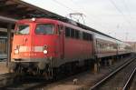 Rostock-Spezial 110 438-9 mit IC 2409 von Rostock Hbf nach K�ln Hbf im Rostocker Hbf.11.12.2011