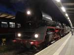 Rostock-Spezial 03 1010-2 mit Sonderzug 91384 von Rostock Hbf nach Berlin-Sch�neweide kurz vor der Ausfahrt im Rostocker Hbf.17.12.2011
