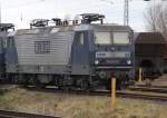 Rostock-Spezial RBH 103(143 041-2)+RBH 110(143 084-2)abgestellt in der neuen Ausfahrgruppe Rostock-Dierkow.17.12.2011