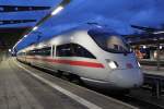 Rostock-Spezial 411 019-3 als ICE 1611 von Warnem�nde nach M�nchen Hbf kurz vor der Abfahrt nach Warnem�nde im Rostocker Hbf.17.12.2011 